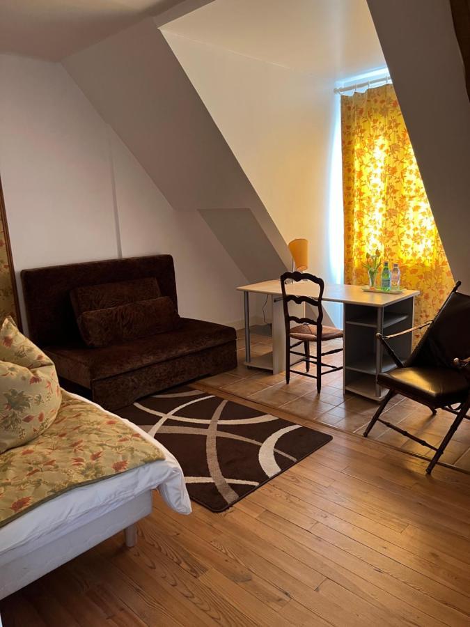 Maison De La Huardiere Villa ซุลลี-ซูร์-ลัวร์ ภายนอก รูปภาพ